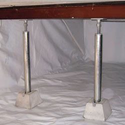 crawl space jack posts installed in an encapsulated crawl space in Canton